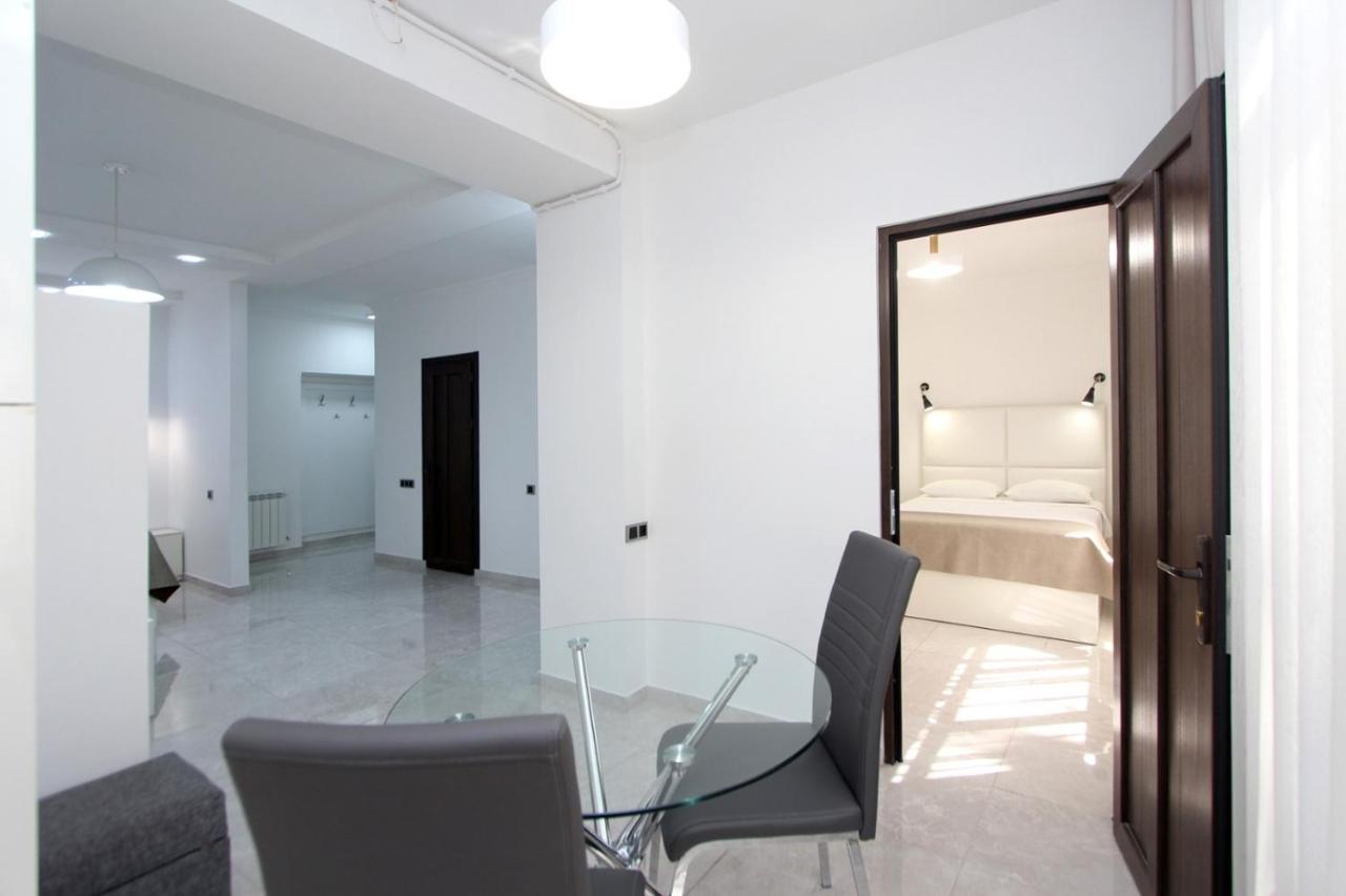 Appartment Lux Erévan Extérieur photo